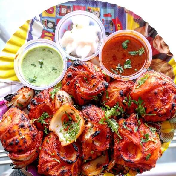 Tandoori momos in delhi at Chowringhee lane